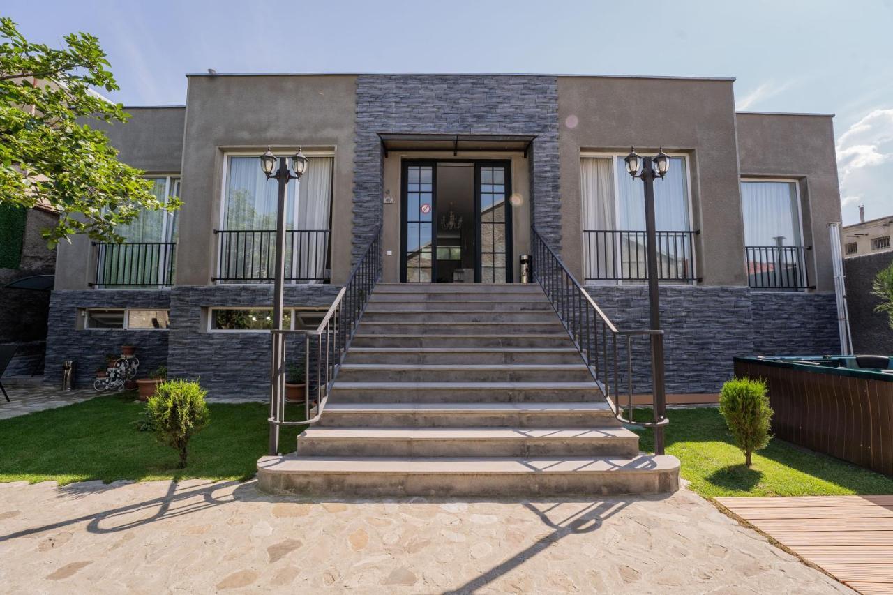 All Seasons Telavi Ngoại thất bức ảnh